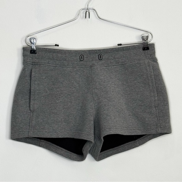 Lululemon NTS Women’s Shorts 3" Heathered Gray size 10 - Picture 2 of 8